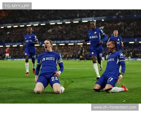 埃弗顿瞄准切尔西小将乔治，莫耶斯确认冬窗至少一签